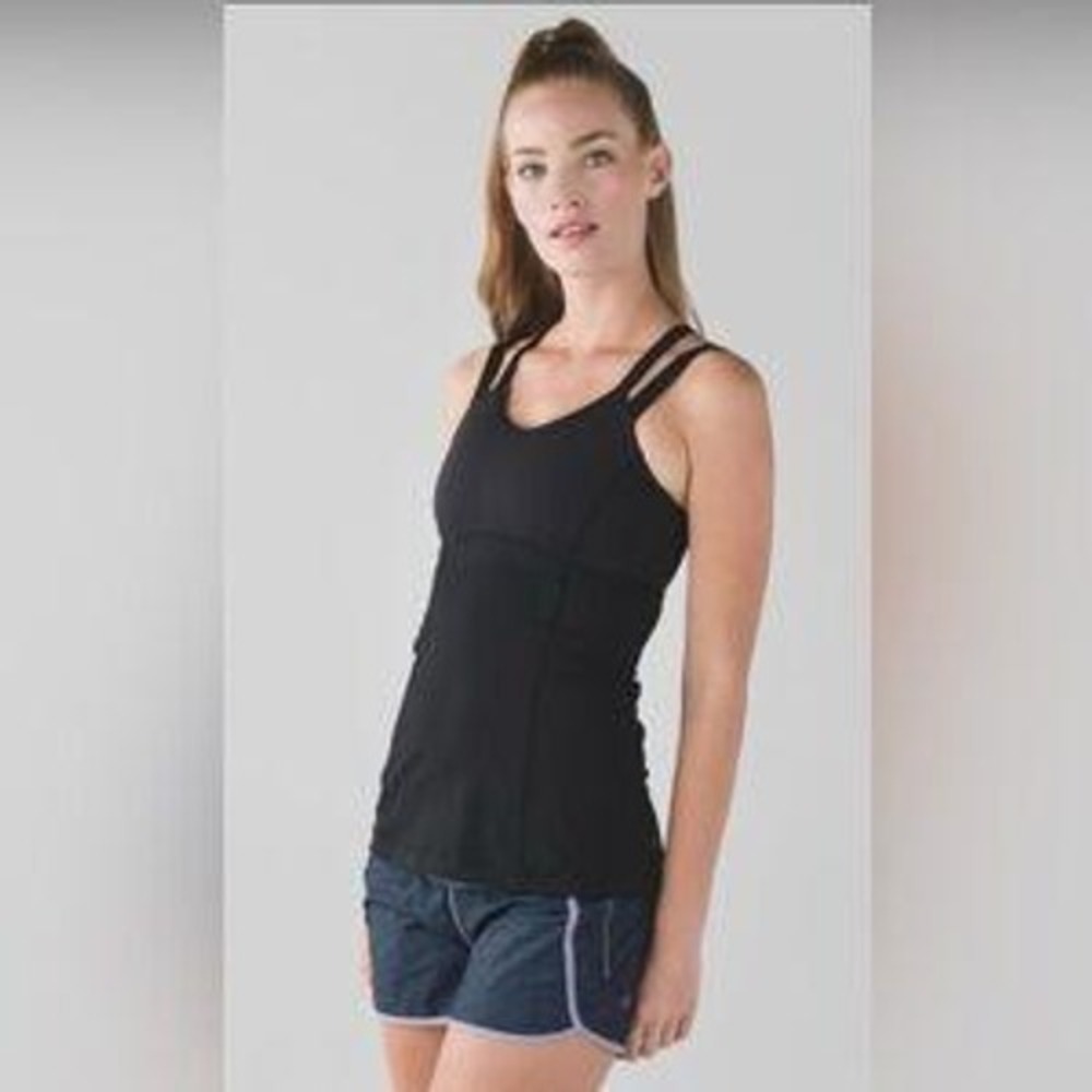 Lululemon Black Workout Tank Top Crossback Built‎ In Bra Athletic size 6